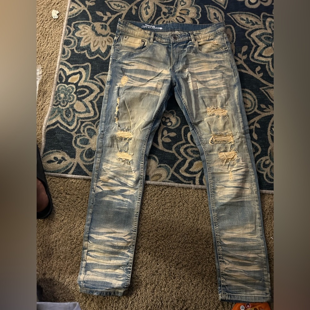 Skinny jeans